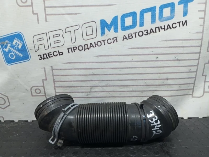 Патрубок воздушного фильтра Volkswagen Passat 2013 1K0129684L B7 CDAB