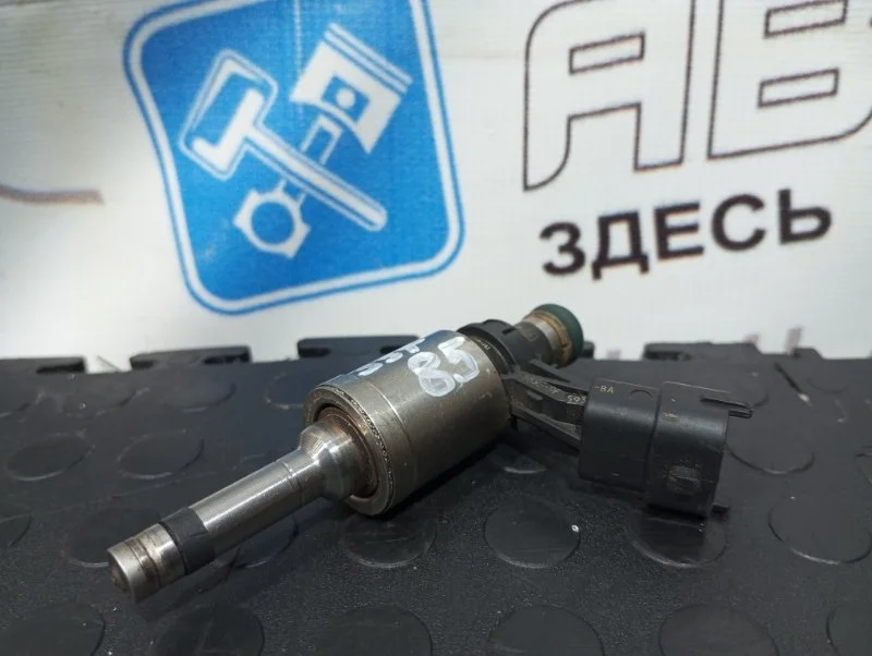 Форсунка топливная Volvo Xc60 0261500147 B4204T7