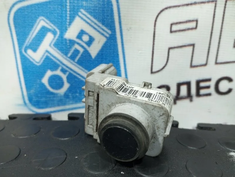 Датчик парковки Hyundai Ix35 957202S000 LM