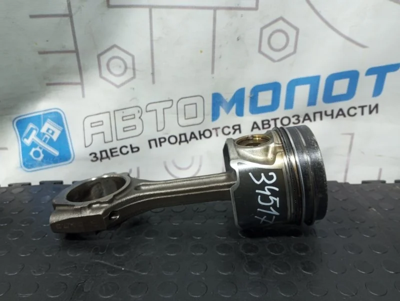 Поршень с шатуном Hyundai Tucson 2008 235102F100 JM D4EA