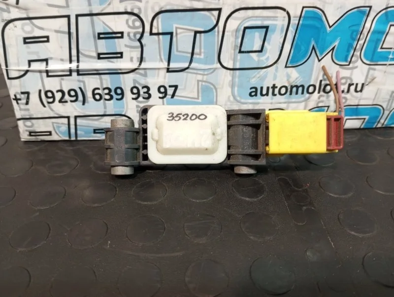 Датчик удара Audi A3 2011 8J0959651 8PA CAXC