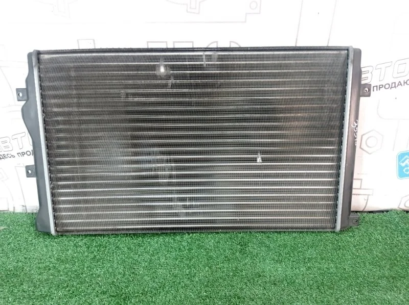 Радиатор основной Volkswagen Golf 2011 1K0121253BB 5K1 CBZB