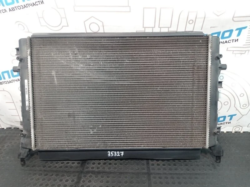 Радиатор охлаждения двигателя Audi A3 2011 1K0121251BN 8PA CAXC