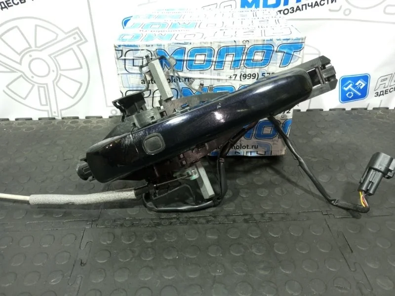 Ручка двери передней наружная левая Volvo Xc60 39998272 B4204T6