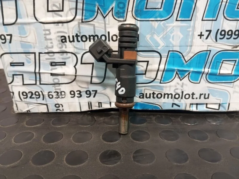 Форсунка топливная Bmw 1-Series 7561277 E87 N46B20BY