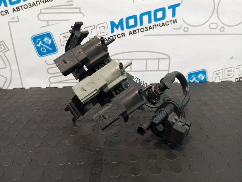 Блок клапанов турбокомпрессора Audi A6 06H906517H C7 CGW