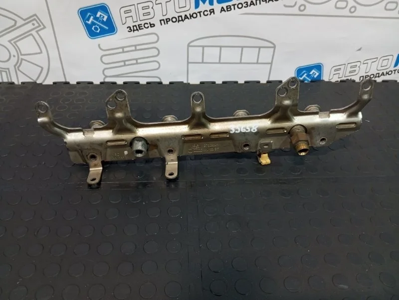 Топливная рампа Audi A4 06J133317 B8 CDH
