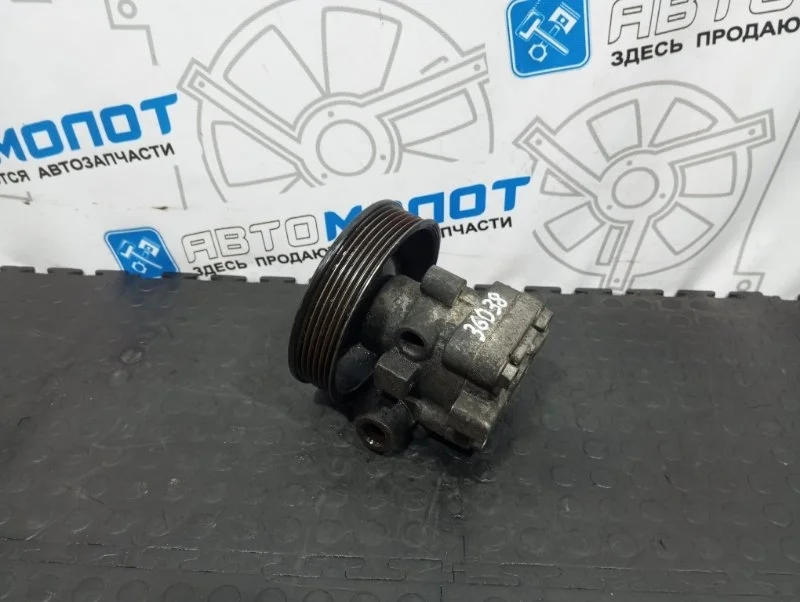 Насос гидроусилителя руля Hyundai Grand Starex 571004H000 D4CB VGT 174Л.С ЕВРО 4