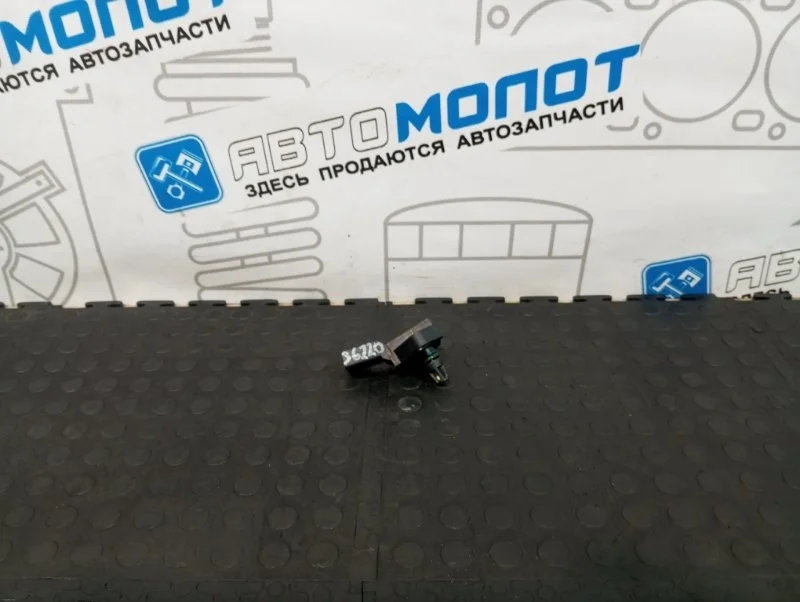 Датчик Audi A3 038806051B 8PA CAXC