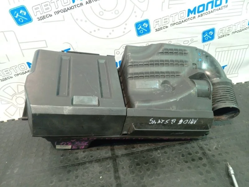 Корпус воздушного фильтра Volvo S60 30650076 B5244S B5244S4 B5244S5