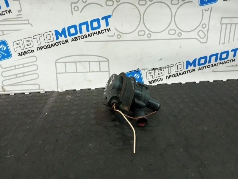 Насос водяной (помпа) Volkswagen Tiguan 1K0965561J 5N1 CAW
