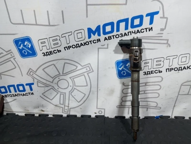 Форсунка дизельная коммон рэйл Hyundai Grand Starex 338004A420 D4CB VGT 174Л.С ЕВРО 4