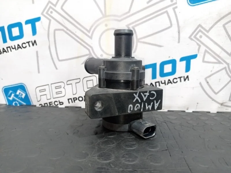 Насос водяной (помпа) Audi A3 2011 1K0965561F 8PA CAXC