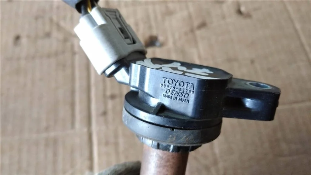 Б.у. катушка зажигания TOYOTA NOAH ZRR70 TOYOTA NOAH ZRR70
