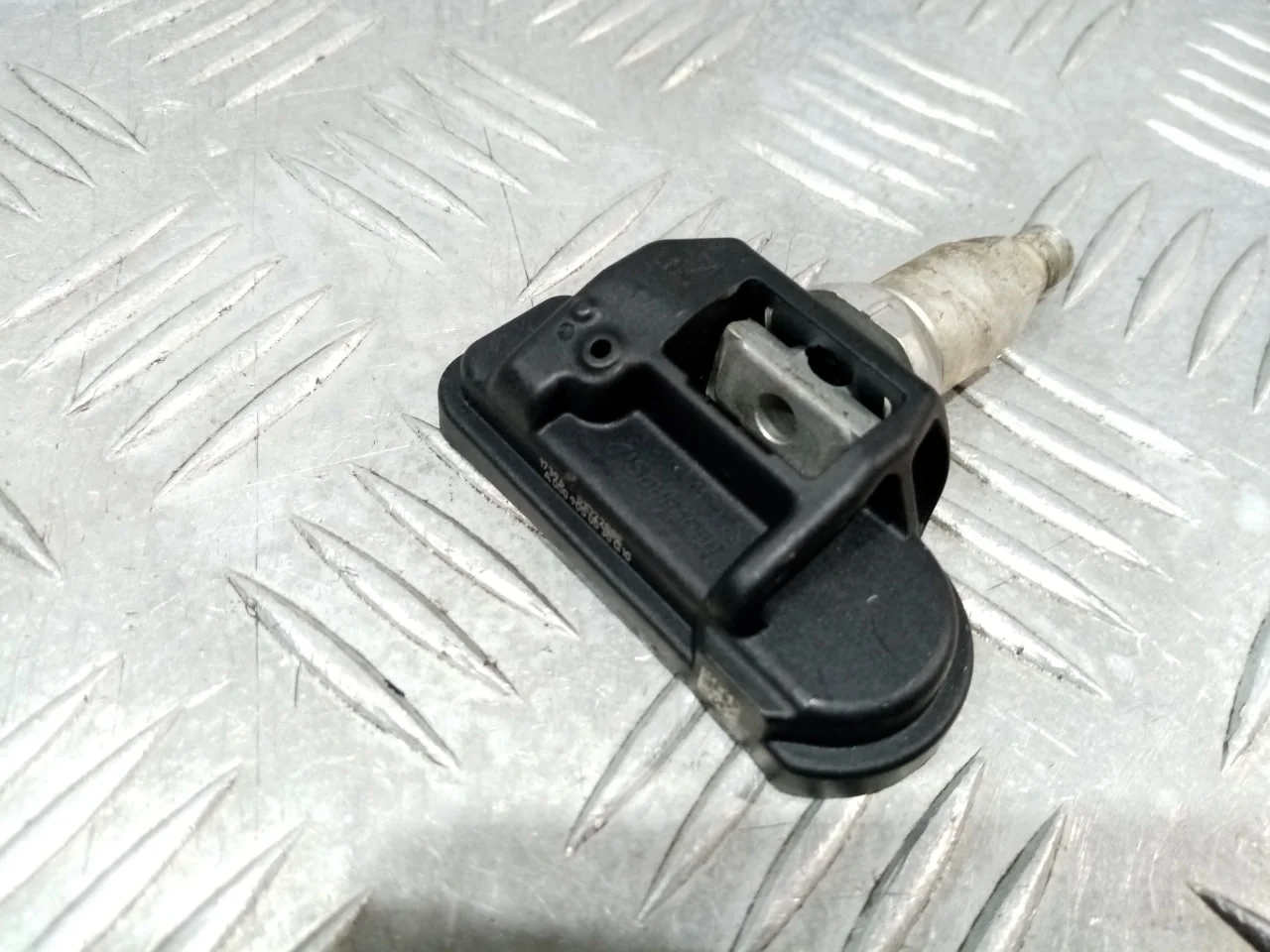 [Б/У] Датчик давления в шине TPMS Mercedes [Код: 00655467 ]