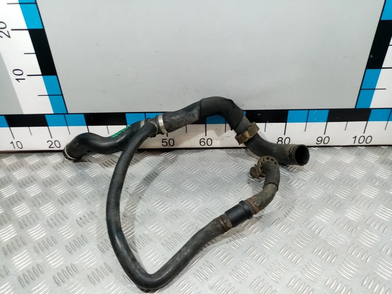 [Б/У] Патрубок радиатора [Код: 00653832 ]