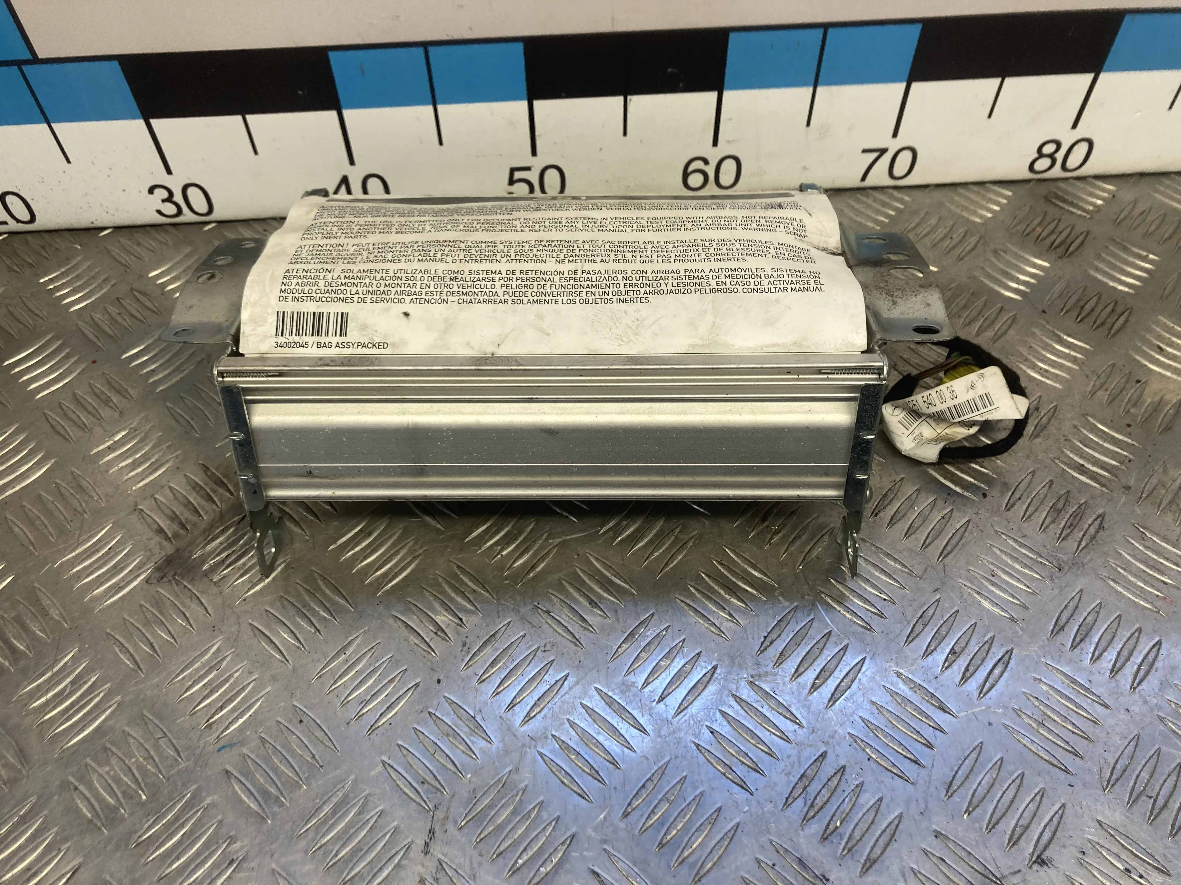 [Б/У] Подушка безопасности пассажирская в торпедо [Код: 00355697 ]