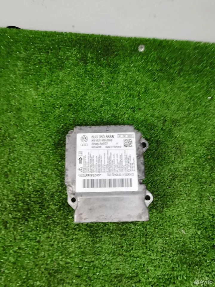 Блок управления airbag audi q3 8u