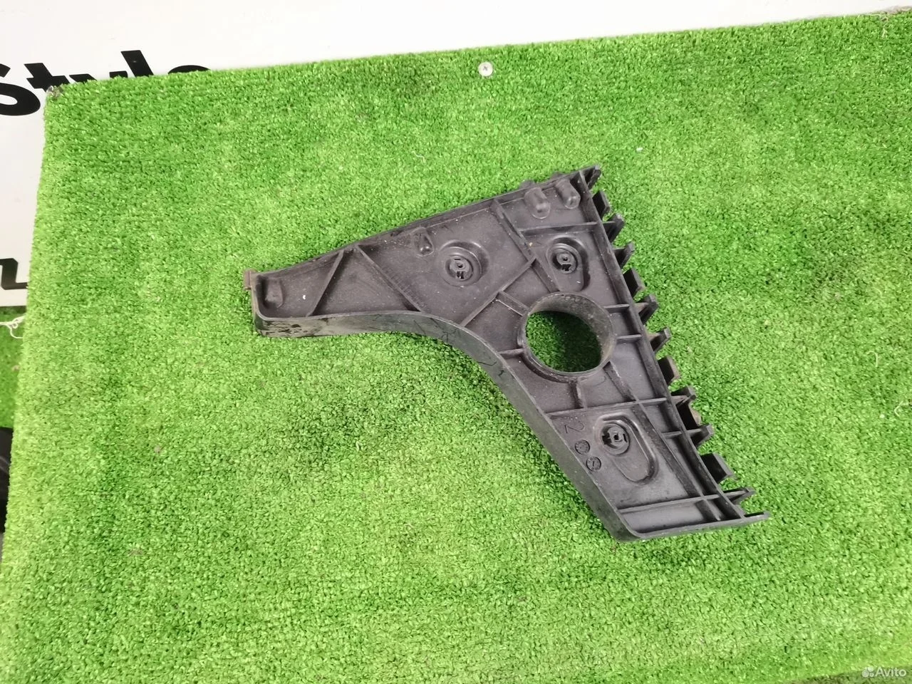 Кронштейн бампера задний левый audi a7 4g