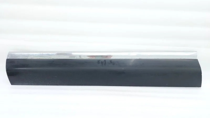 Накладка двери Volkswagen Touareg 2014 NF