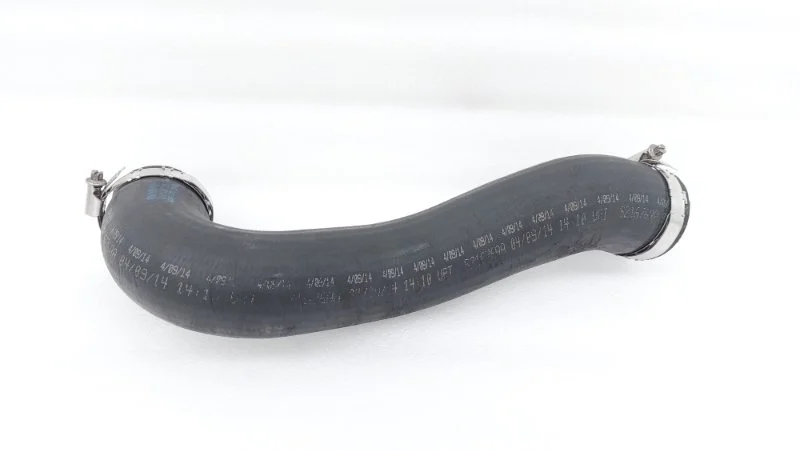 Патрубок интеркулера Volkswagen Touareg 2014 NF