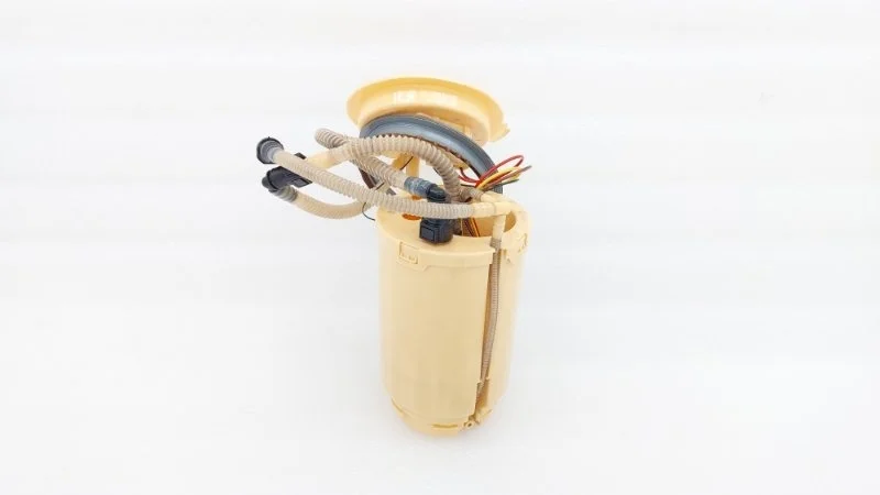 Насос топливный электрический Volkswagen Touareg 2014 NF