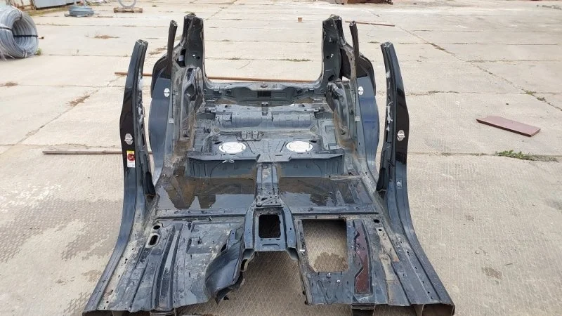 Кузов Volkswagen Touareg 2014 NF