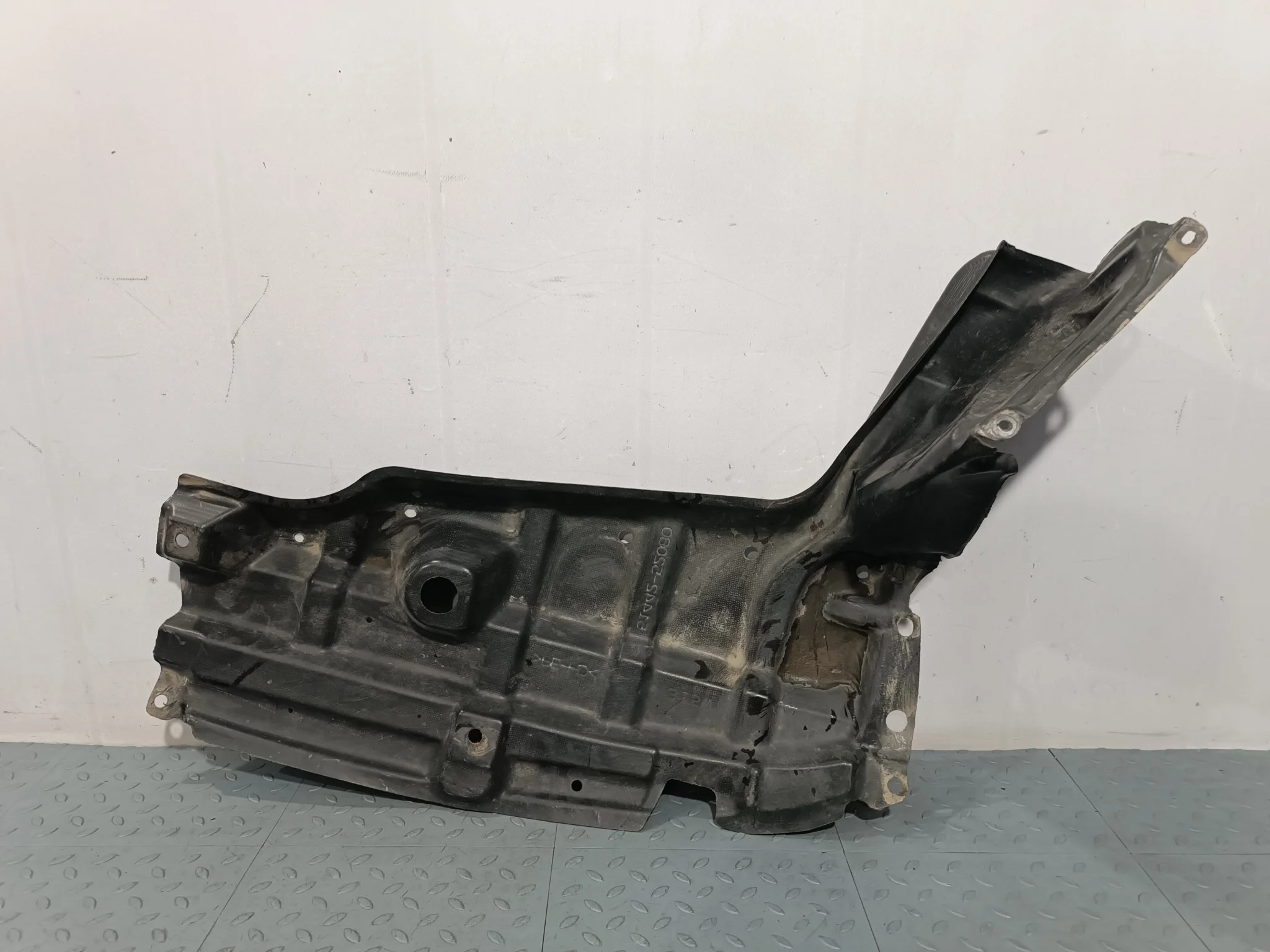 ЗАЩИТА ДВС TOYOTA ПЕРЕД ЛЕВО 5144252080