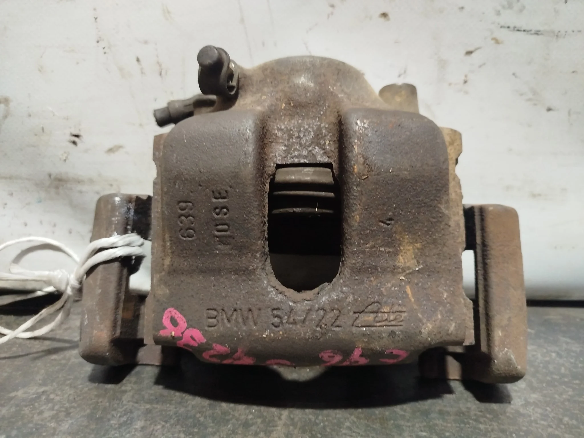 СУППОРТ В СБОРЕ BMW ПЕРЕД ЛЕВО 34116758113