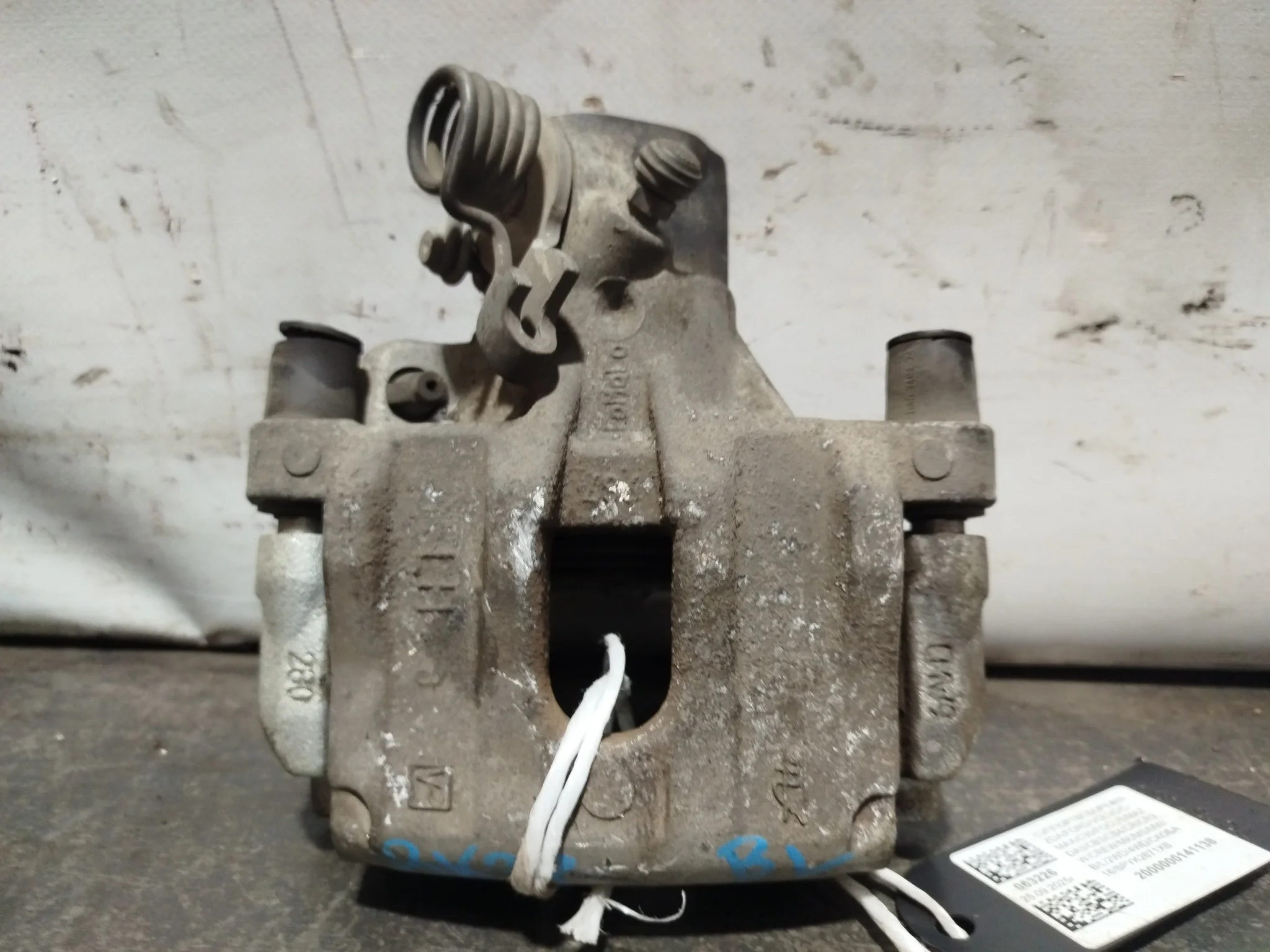 СУППОРТ В СБОРЕ MAZDA FORD VOLVO ЗАД ЛЕВО BPYK2671XB