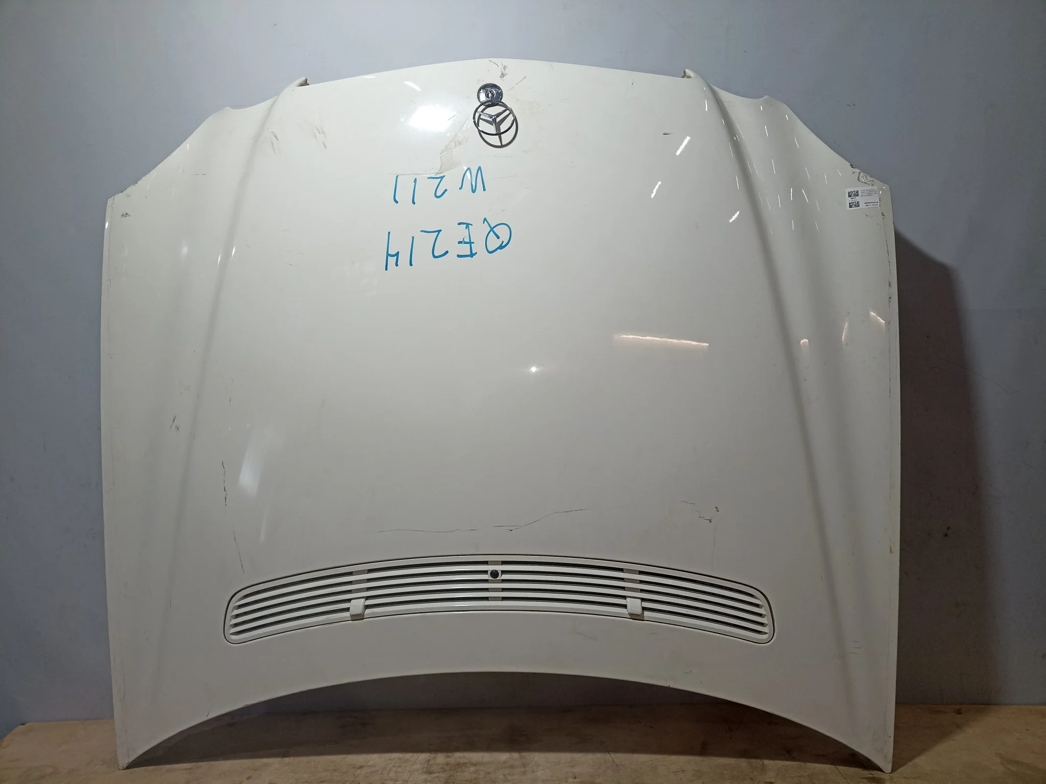КАПОТ MERCEDES-BENZ A2118800457 белый, 650U QE214