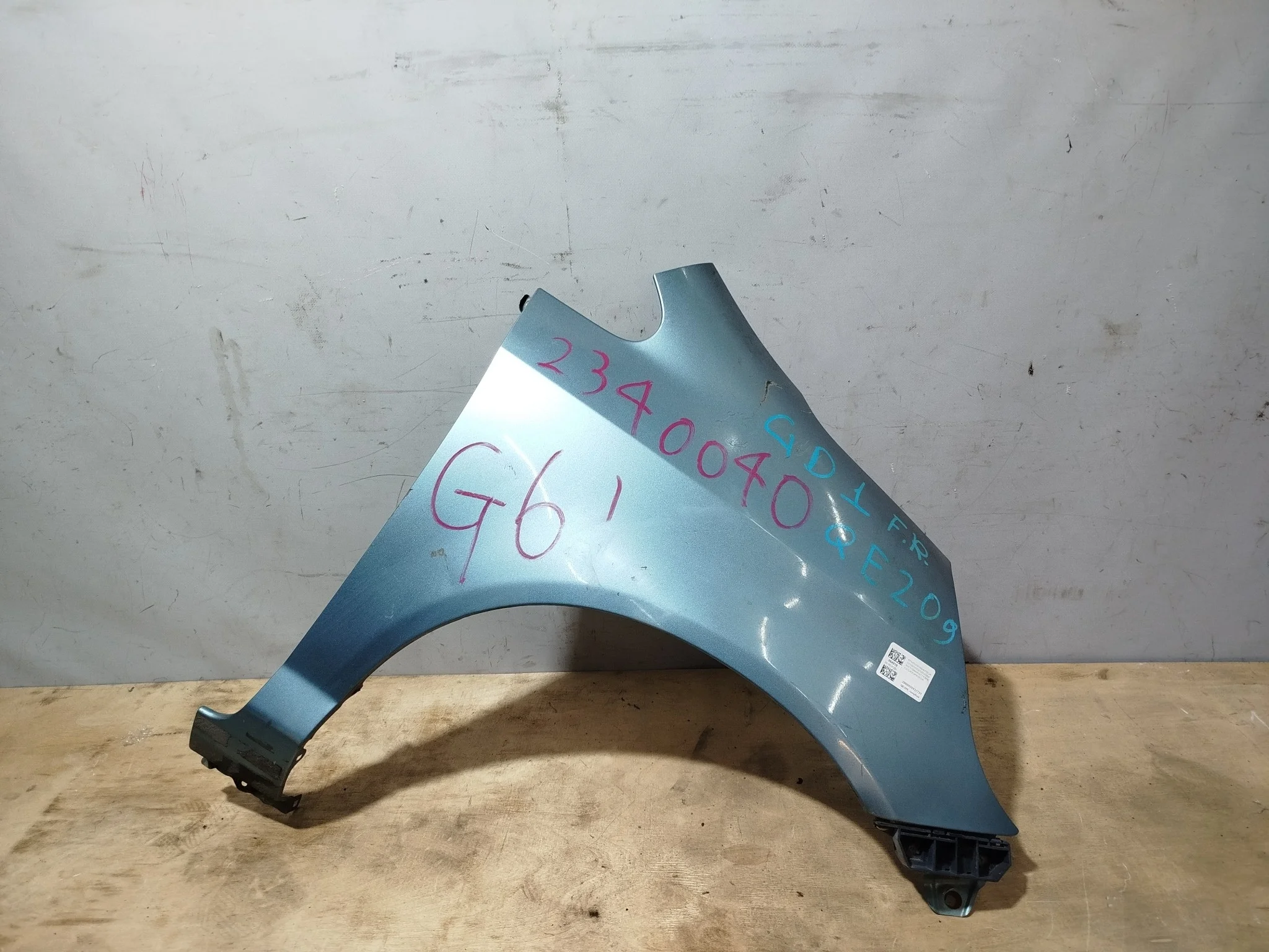 КРЫЛО HONDA 60211SAA000ZZ ПЕРЕД ПРАВО голубой, B531M QE209