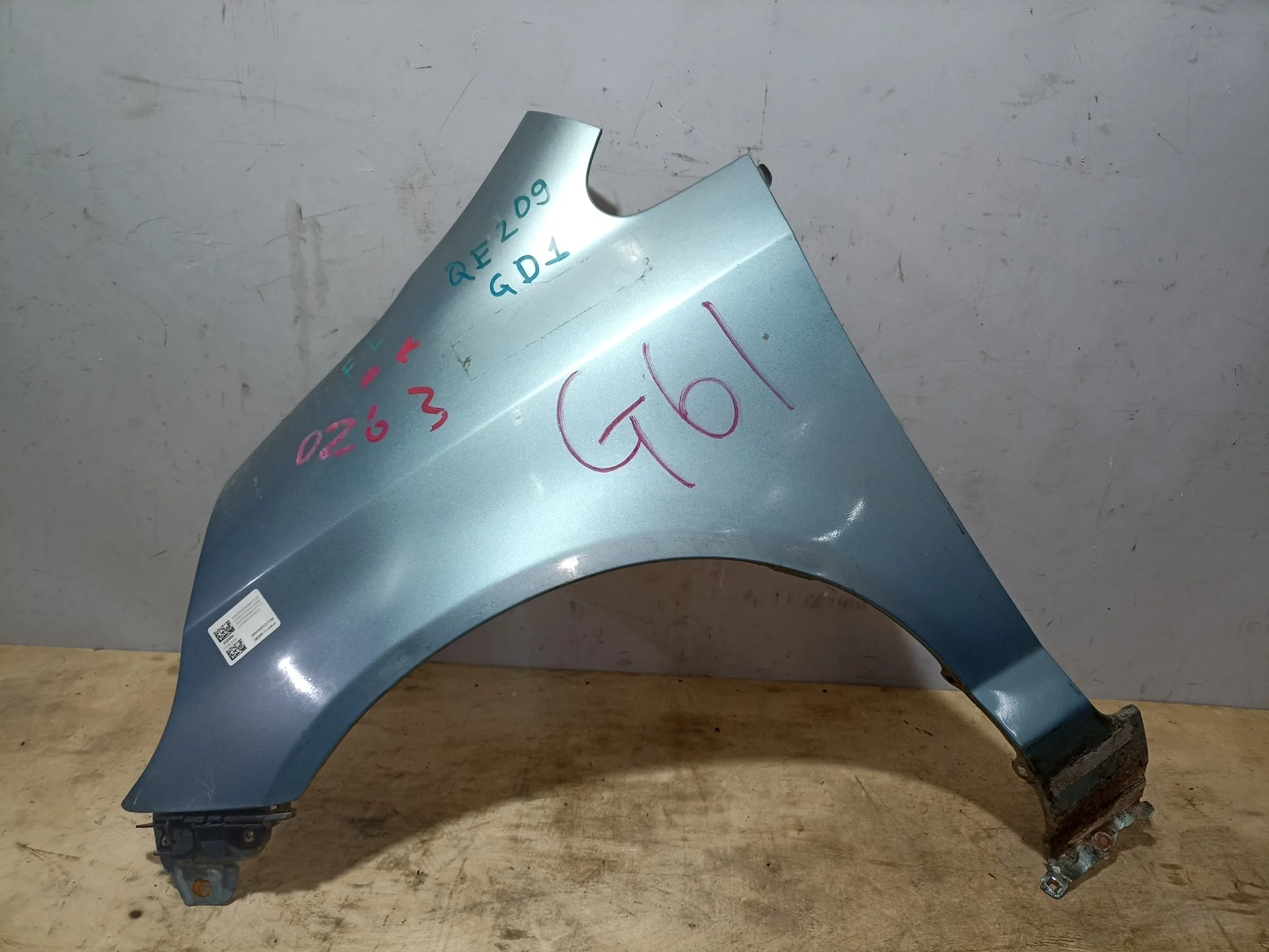 КРЫЛО HONDA 60261SAA000ZZ ПЕРЕД ЛЕВО голубой, B531M QE209