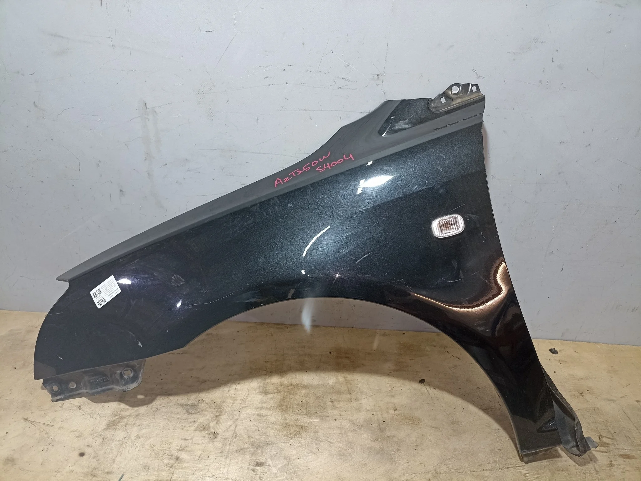 КРЫЛО TOYOTA 5381205020 ПЕРЕД ЛЕВО черный, 209 S4004