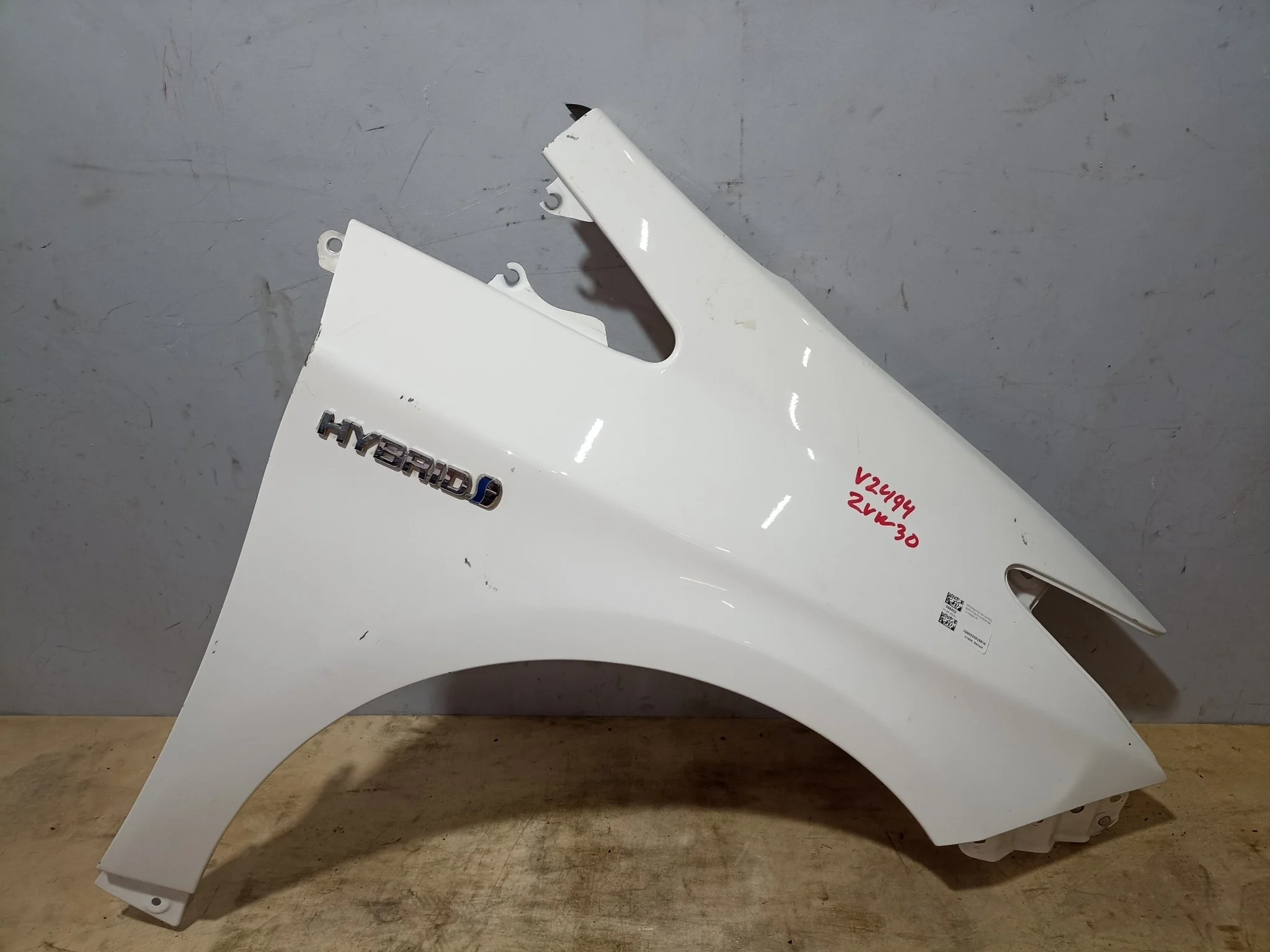 КРЫЛО TOYOTA 5380147050 ПЕРЕД ПРАВО белый V2494