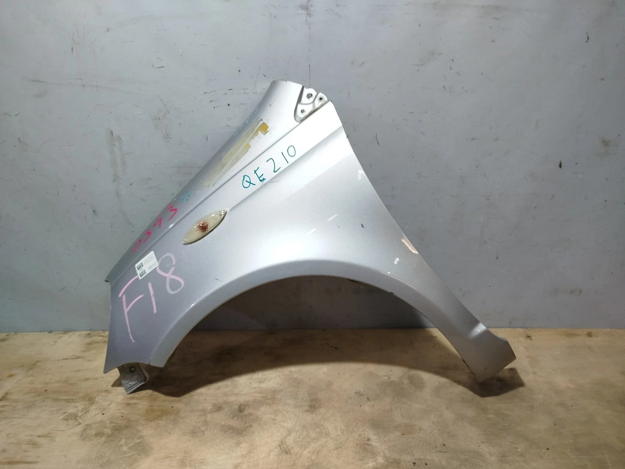 КРЫЛО TOYOTA 5381252010 ПЕРЕД ЛЕВО серый, 199 QE210