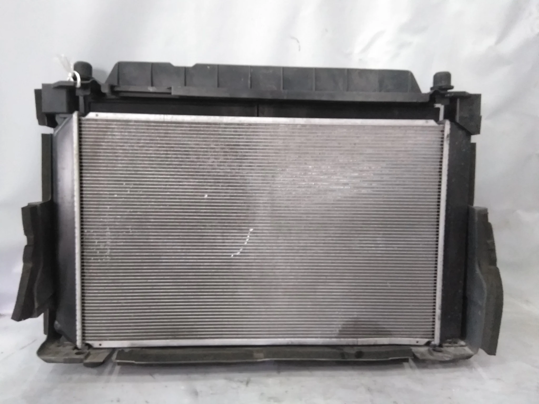 РАДИАТОР ДВИГАТЕЛЯ TOYOTA 1640028560 VB1432