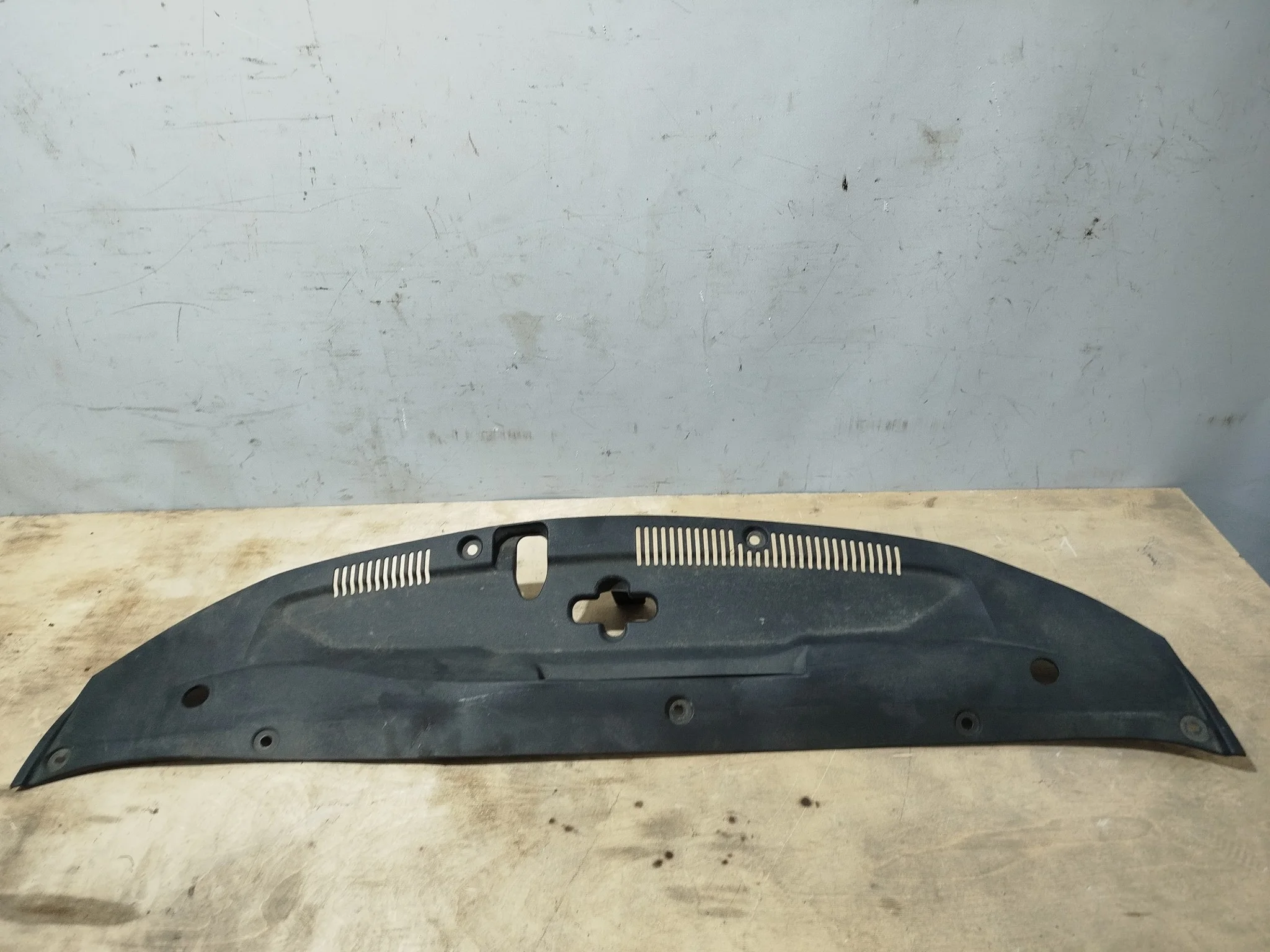 НАКЛАДКА НА ТЕЛЕВИЗОР LEXUS 5329530121