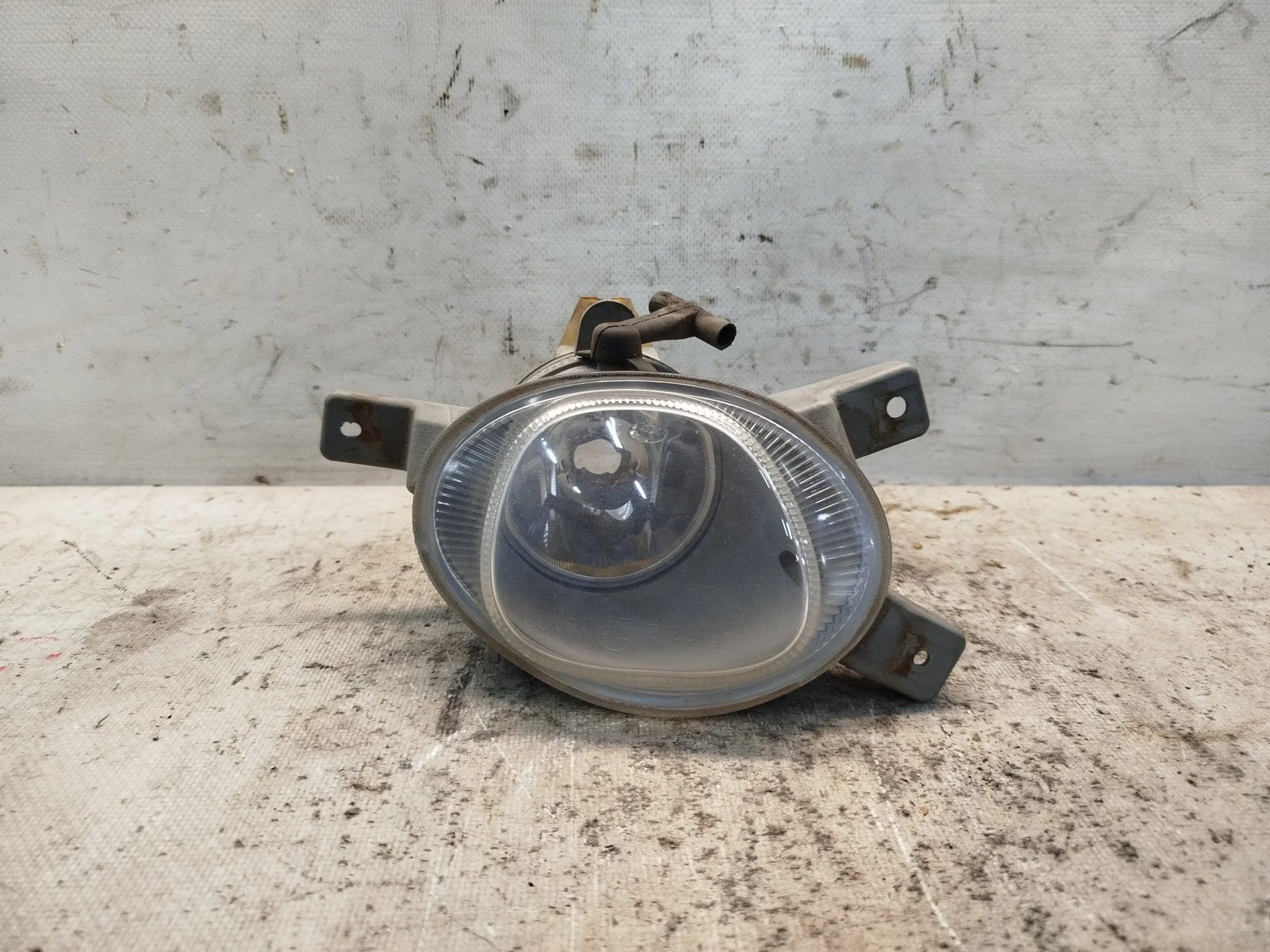 ТУМАНКА VOLVO XC70 SZ ЛЕВАЯ 9190904 QA5665Z