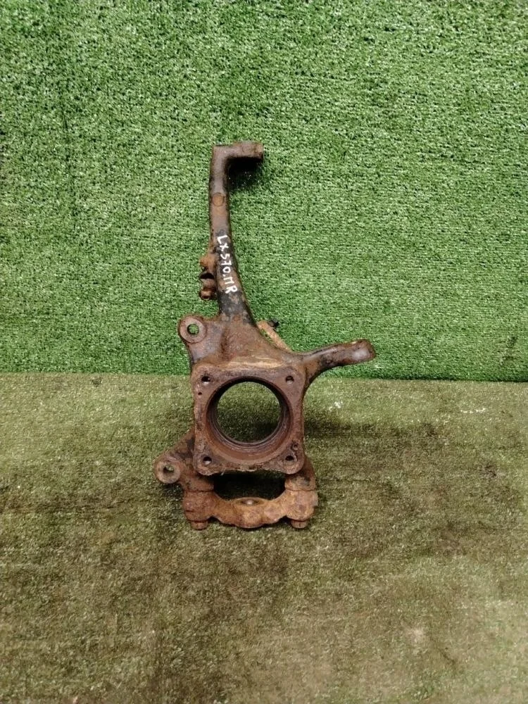 Кулак поворотный Lexus Lx570 2016 4321160230 URJ201 3URFE, передний правый