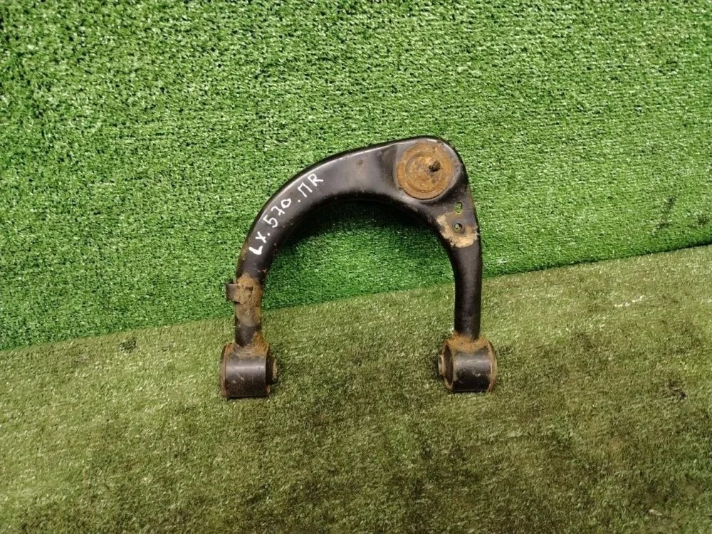 Рычаг подвески верхний Lexus Lx570 2016 4861060060 URJ201 3URFE, передний правый