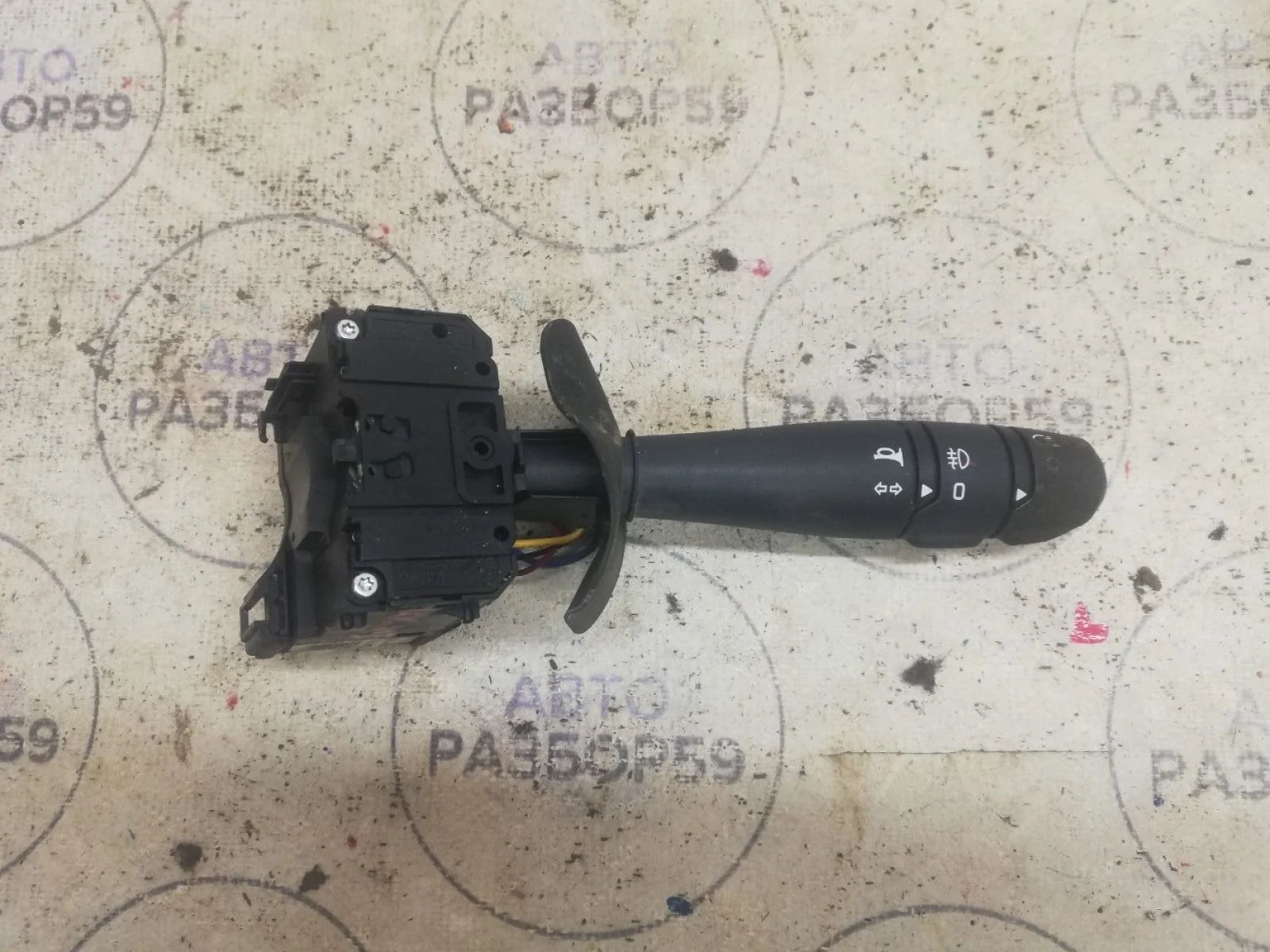 Переключатель поворотов подрулевой Renault Logan I (2004—2009)