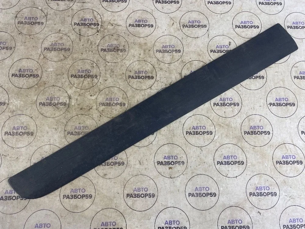 Молдинг двери передней правой Suzuki SX4 I рестайлинг (2009—2014)