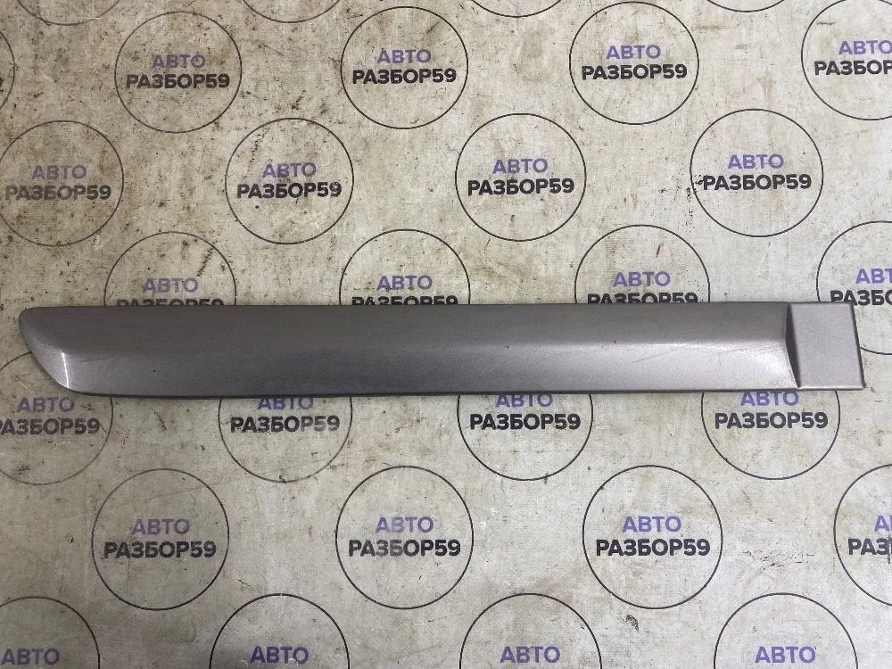 Молдинг двери задней правой Nissan Almera N16 (2000—2003)