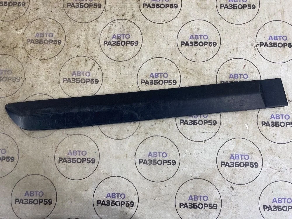 Молдинг двери задней правой Nissan Almera N16 (2000—2003)