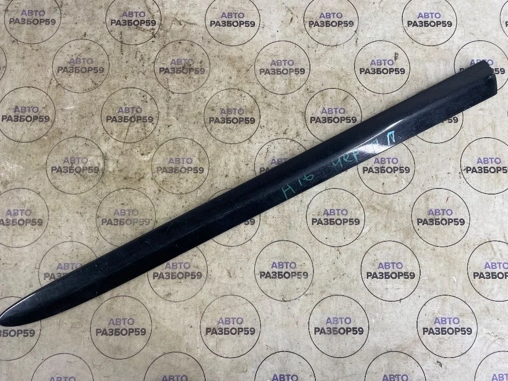 Молдинг передней правой двери Nissan Almera N16 рестайлинг (2002—2006)