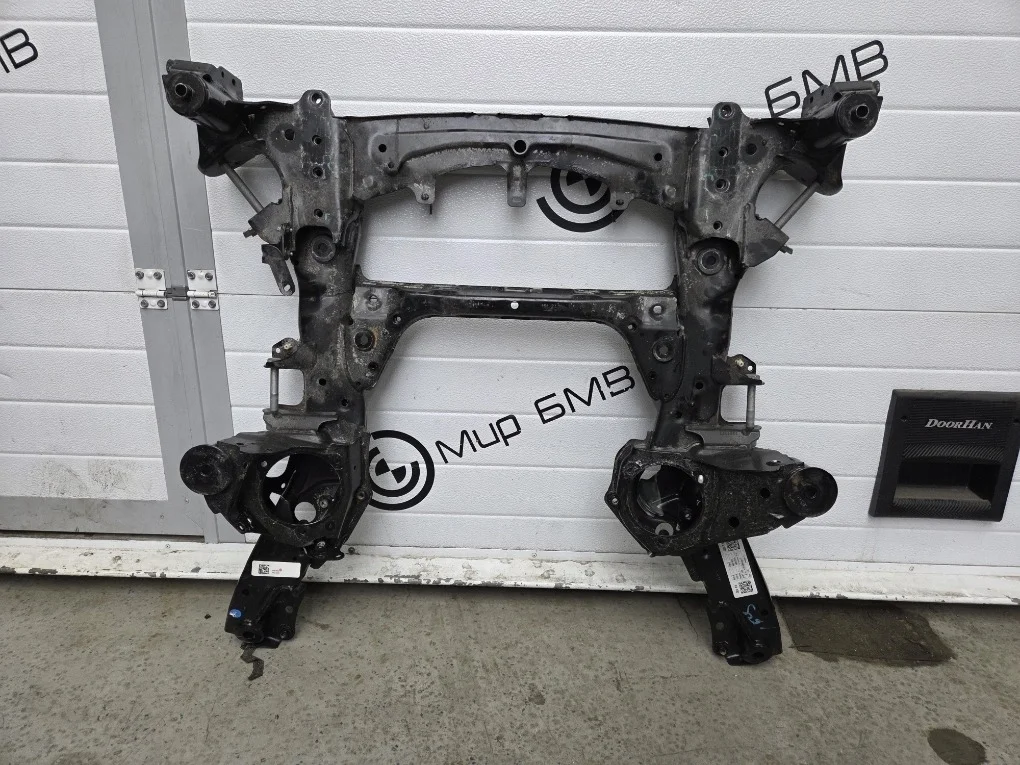 Подрамник BMW X7 G07