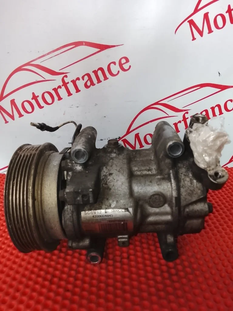Компрессор кондиционера Renault Logan 8200716562 1 1.6 K7M