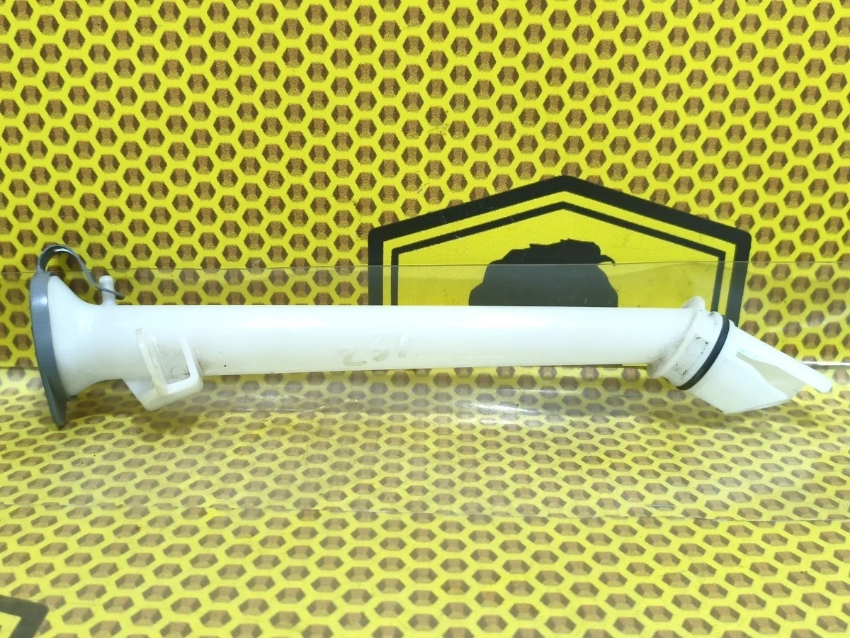 Горловина заливная бачка омывателя Nissan Murano 2011 289151AA0A Z51 VQ35DE