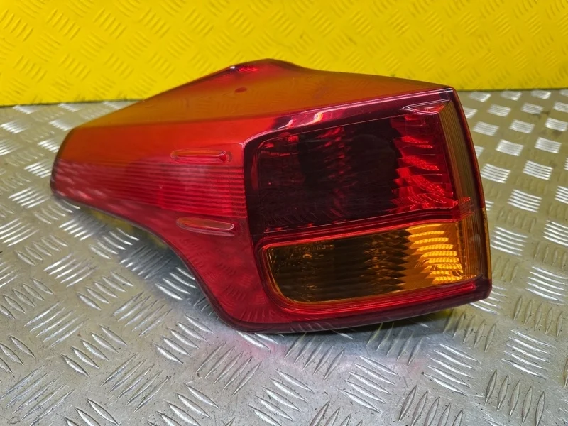 Фонарь задний левый Toyota Rav 4 (Ca40) (2012-2019) 2013 8156142170 2.0 D 1ADFTV